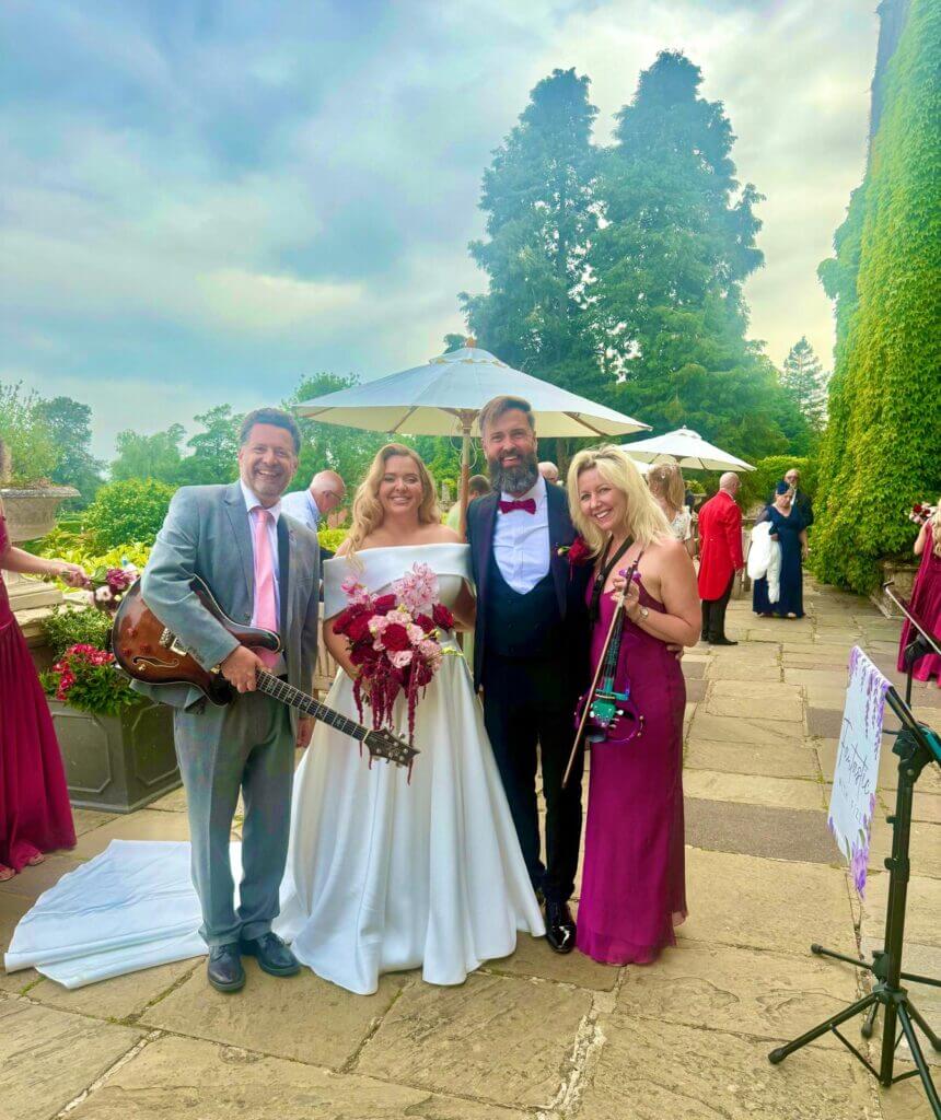 Wedding Musicians Fantastic With Fizz with Hayleye and Hugh
