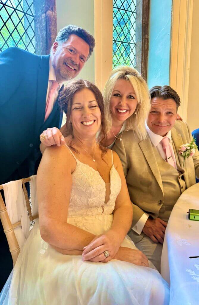 Wedding musicians Fantastic With Fizz with Kelly and Ricky